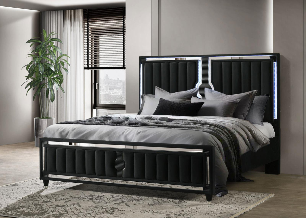 Ravenne Panel Bedroom Set - Black