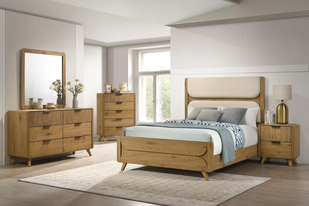 Bennett Panel Bedroom Set - Light Oak