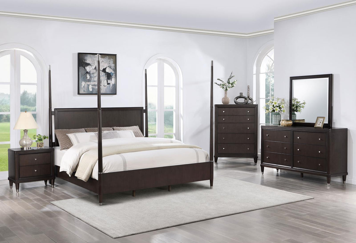 Emberlyn Poster Bedroom Set - Brown