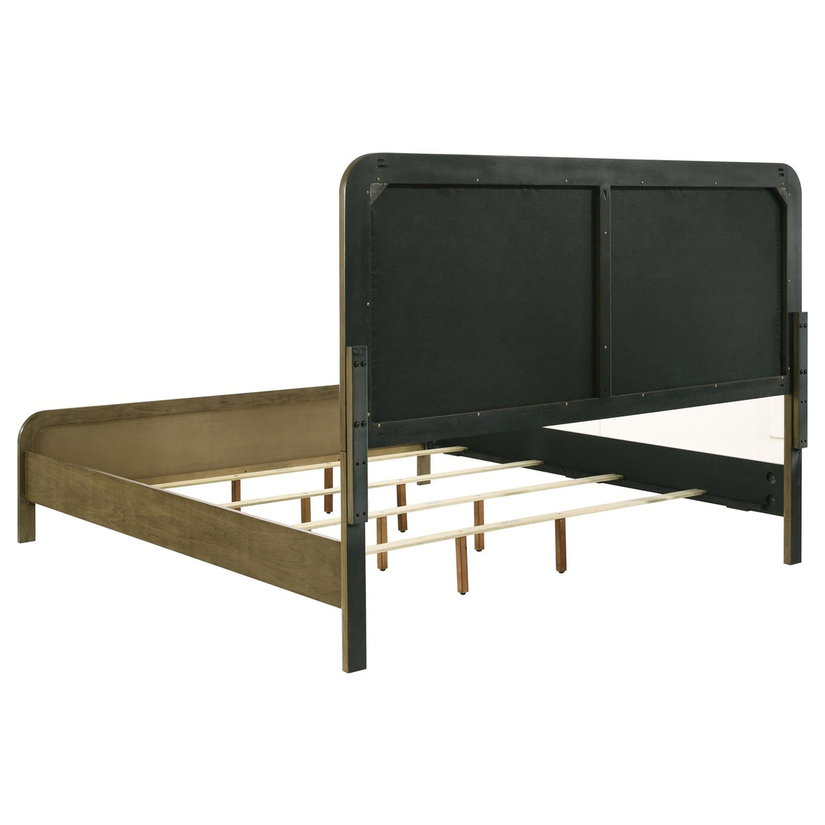 Amsbury Bedroom Set - Nutmeg