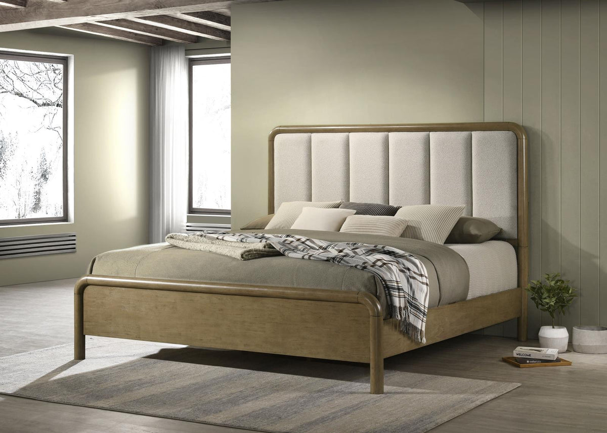 Amsbury Bedroom Set - Nutmeg