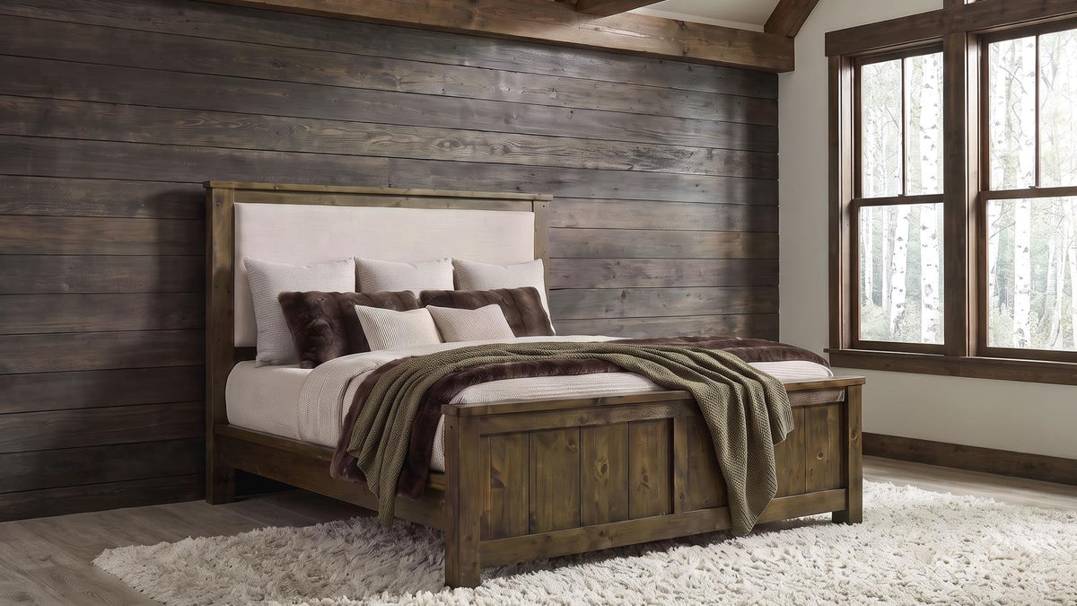 Doherty Panel Bedroom Set - Rustic Golden Brown / Light Brown