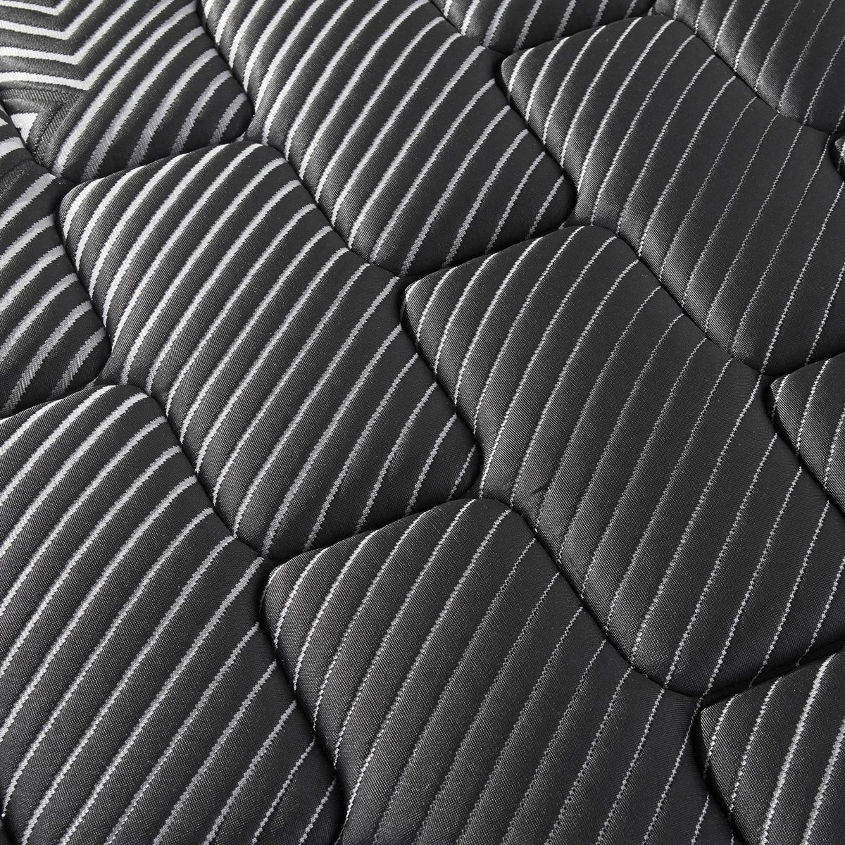 Montlake 14-inch Queen Cool Firm Memory Foam Hybrid Mattress