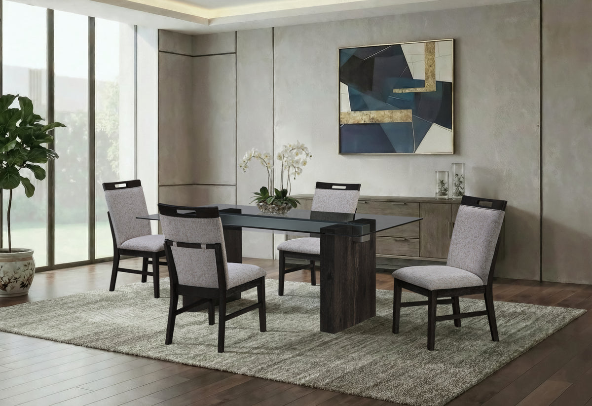 D4238 Dining Set with D4239 Chairs — Clear